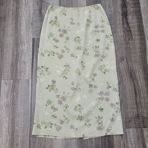 Petite Sophisticate Vintage Floral 100% Silk Midi Skirt